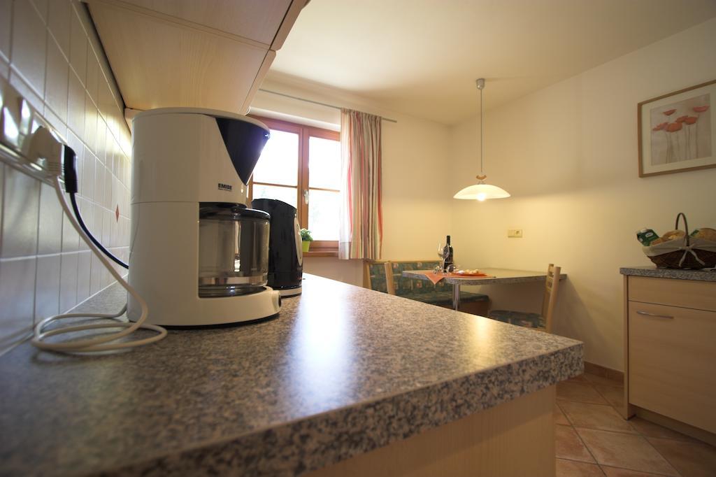 Apartments Dilln Guetl Tires Szoba fotó